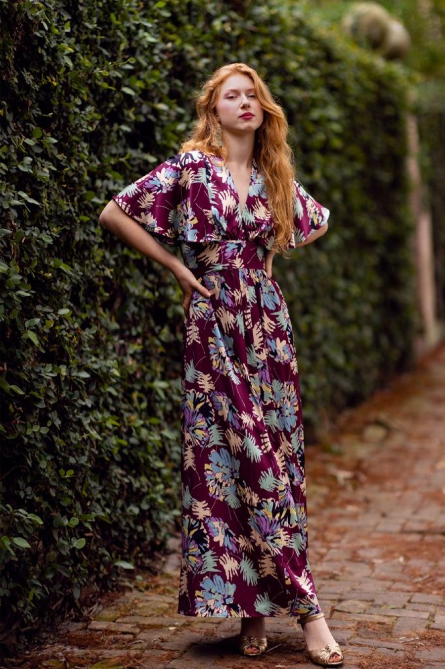 Hot Caftan Dress-Bordeaux Ferns