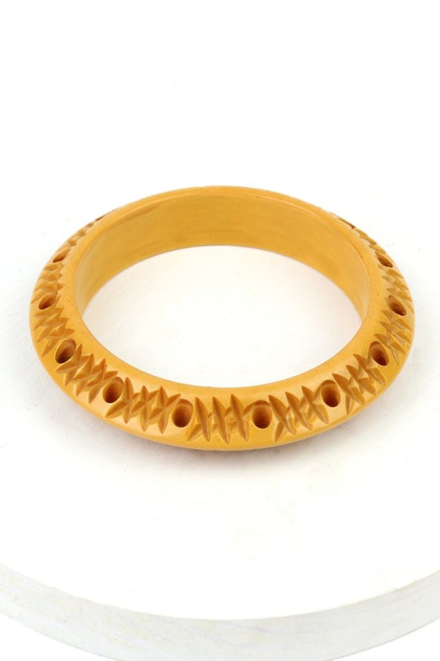 Best Bakelite Estate-Carved & Pierced Butterscotch Bangle