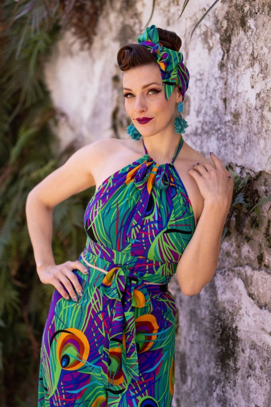 Wholesale Vogue Top-Mardi Gras Feather