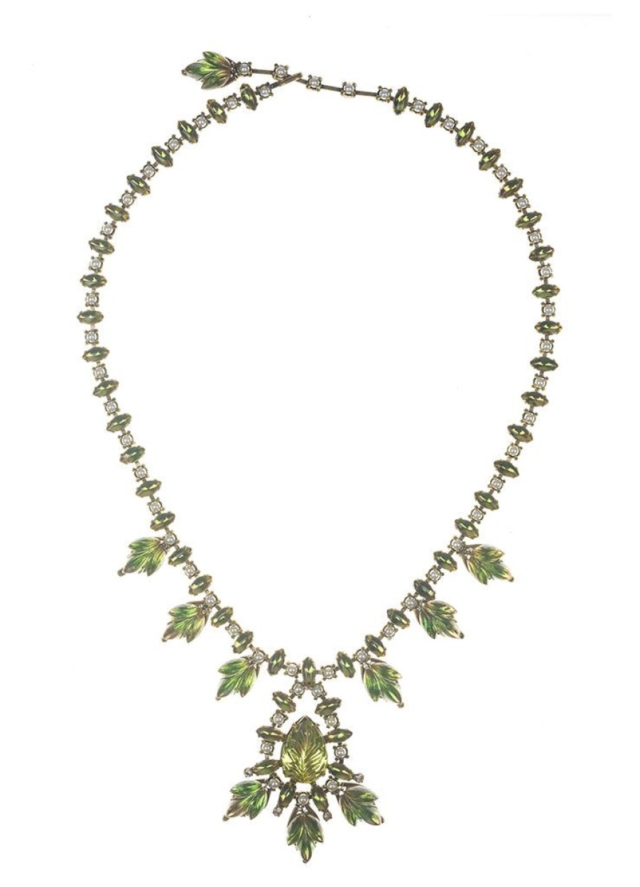 Hot De Luxe Bardot Leaf Necklace